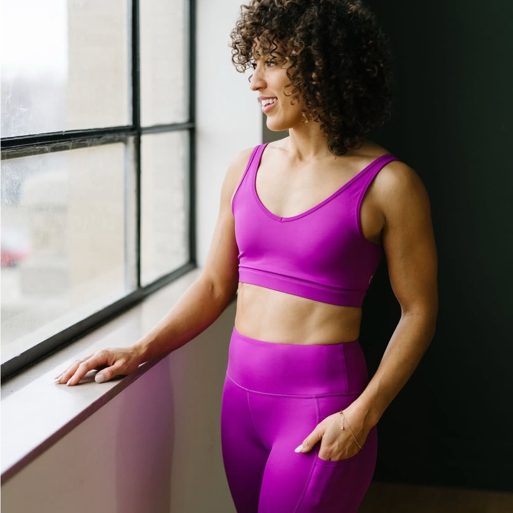 Size L Zyia Magenta Strap Light n Tight Bra